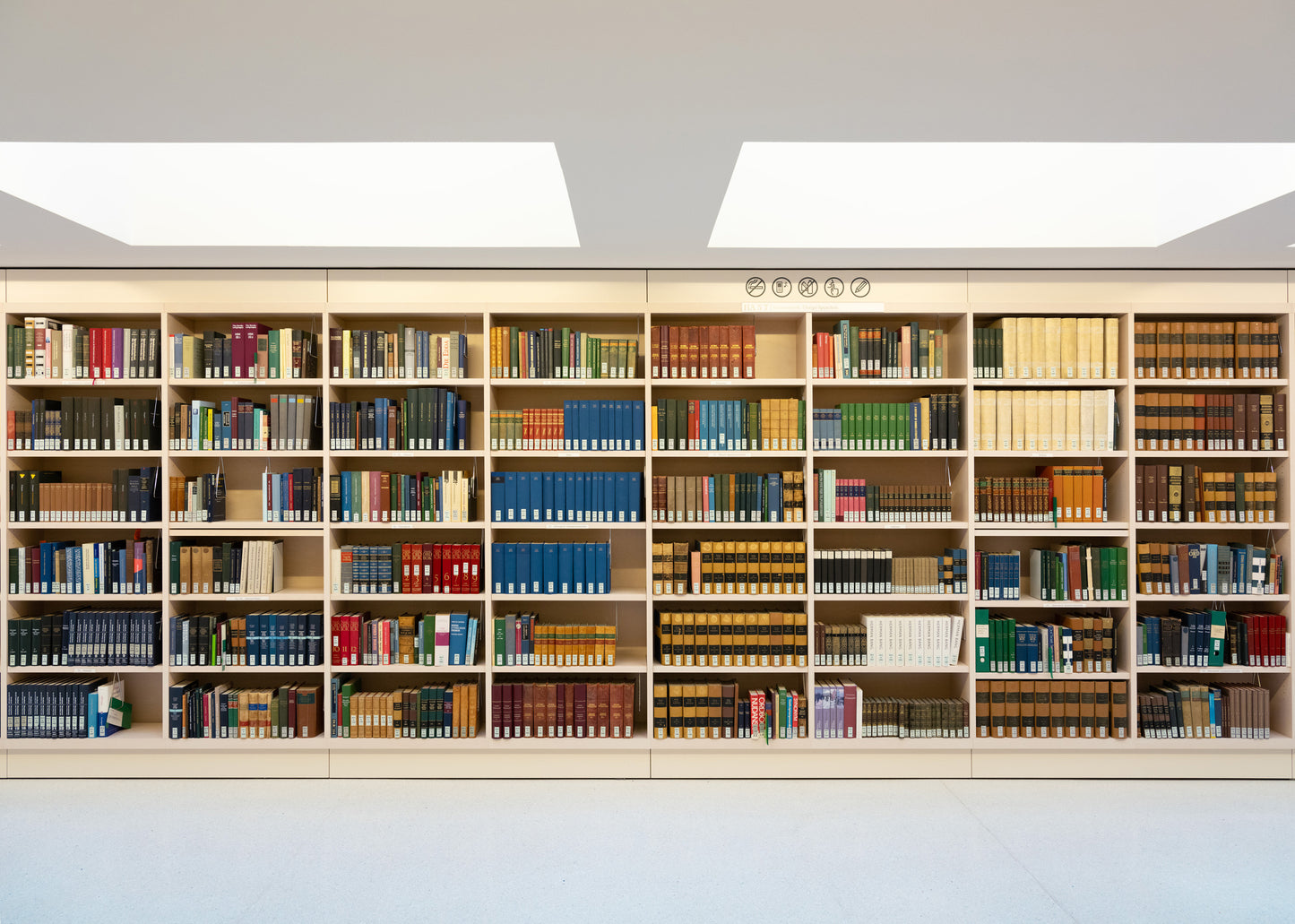 Mario Arroyave "Staten Biblioteke Berlin" serie de 3, 2025
